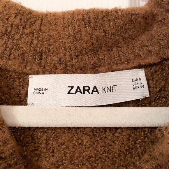 Oversized Knit Sweater - Picture 2 of 5